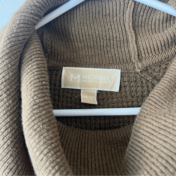Michael Kors chunky knit oversized cowl neck sweater winter cozy neutral - Picture 2 of 13